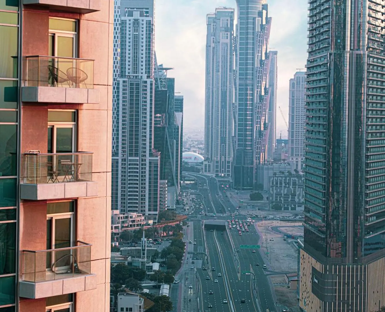 Daire High-Floor Luxury 2Br In Loft Central Downtown Dubai
